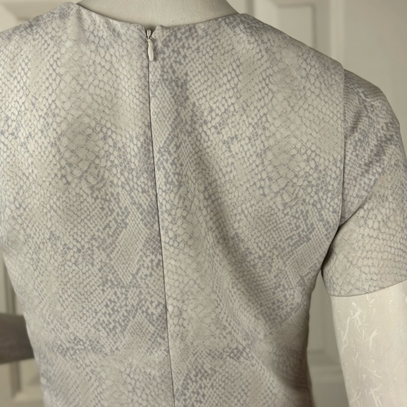 Babaton Snakeskin Pattern Dress. D17 - Picture 6 of 14